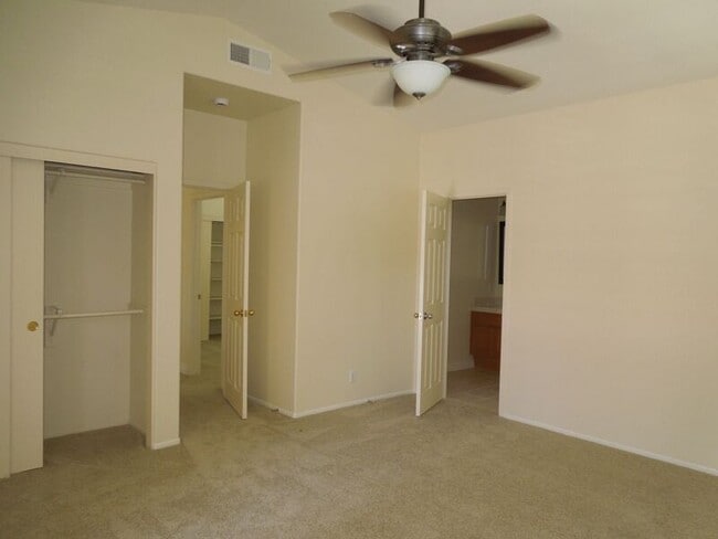 Building Photo - 32084 Pso Parallon