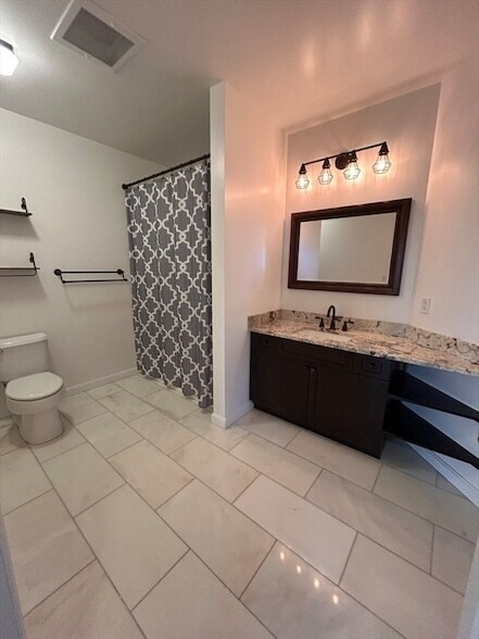 Building Photo - 1 Cityview Ln