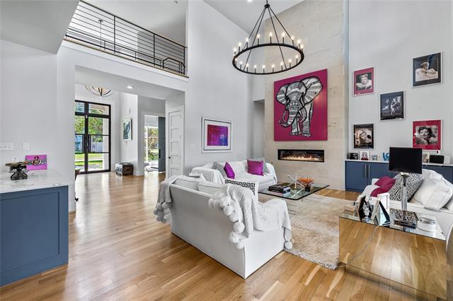 Building Photo - 4431 Myerwood Ln