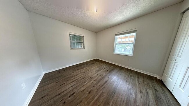 Building Photo - 6420 S Adelia Ave
