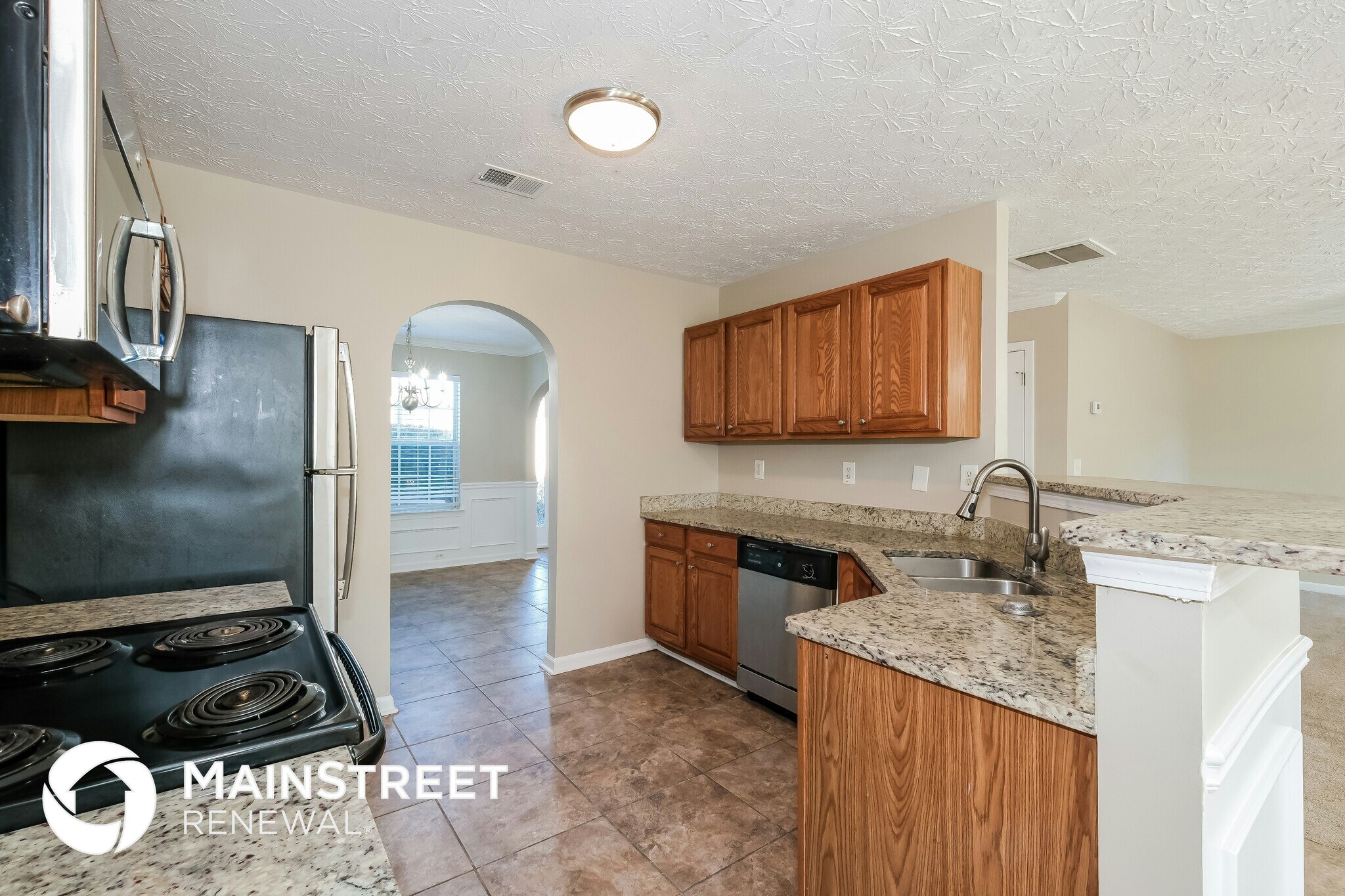 Building Photo - 40 Heaton Dr