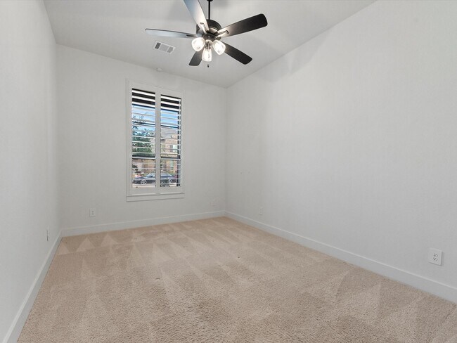 Building Photo - 30715 Chamomile Bnd