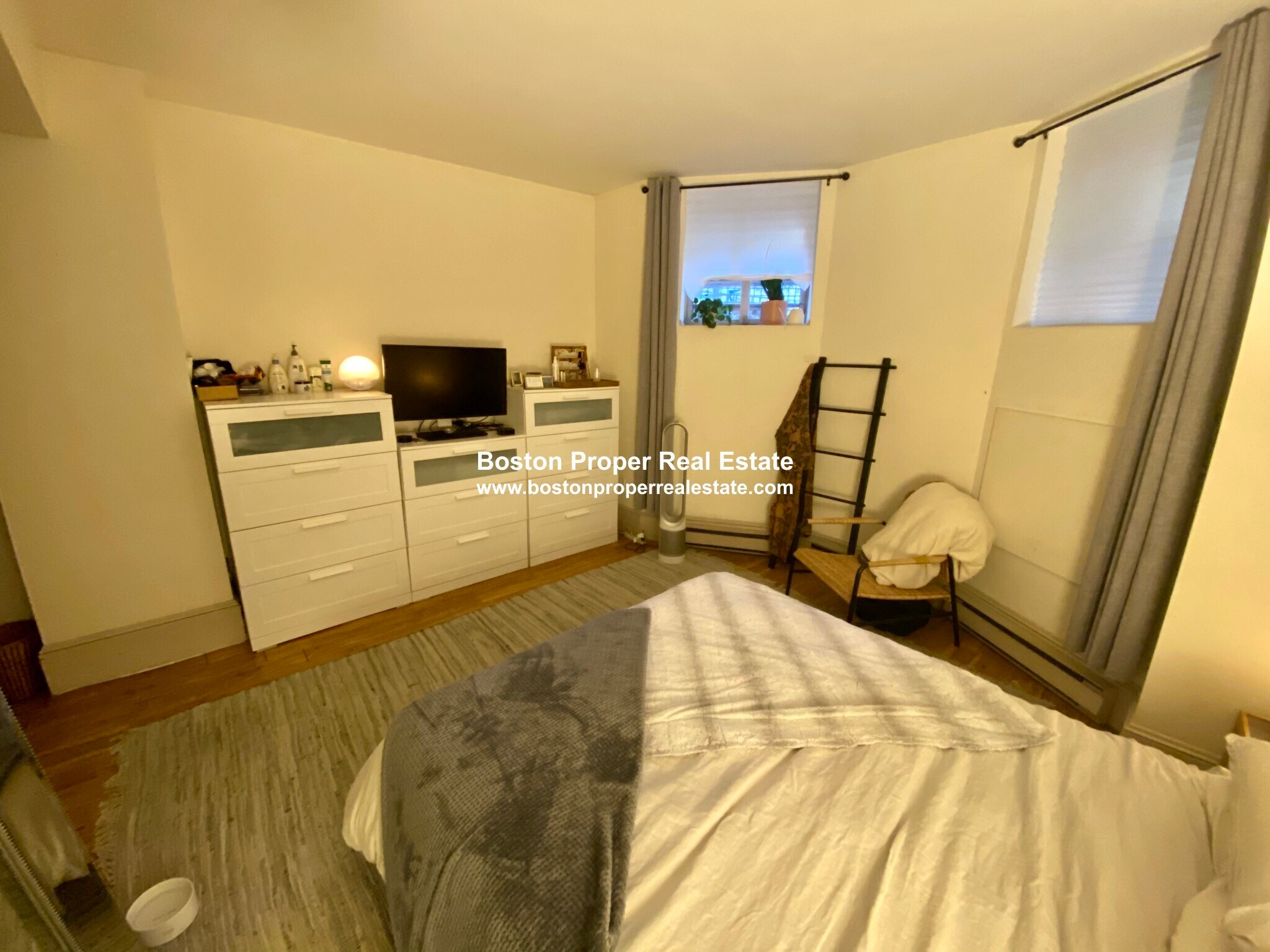 Building Photo - 477 Beacon St