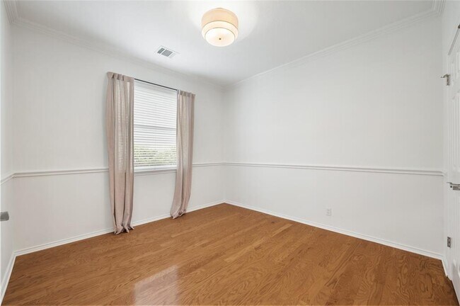 Building Photo - 11817 Lake Stone Dr