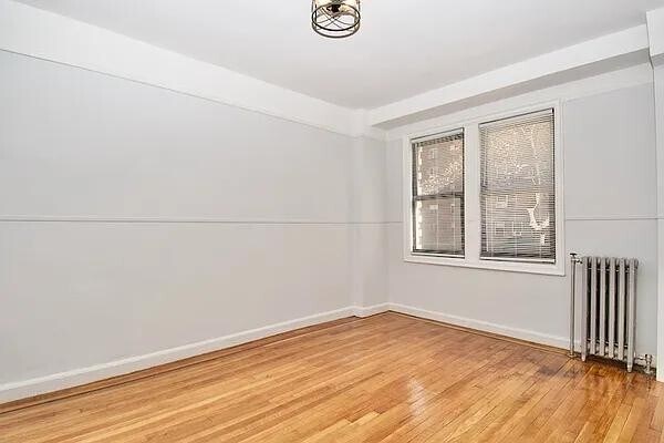 Building Photo - 504 Grand St