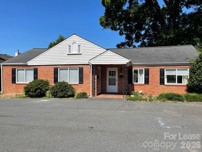 Building Photo - 1308 S Kings Dr