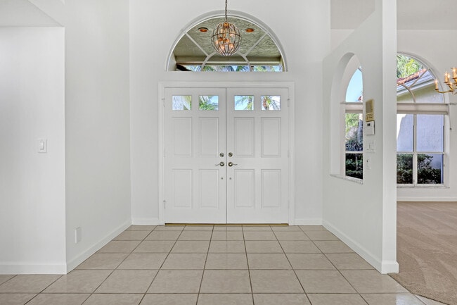 Building Photo - 22 Windward Dr