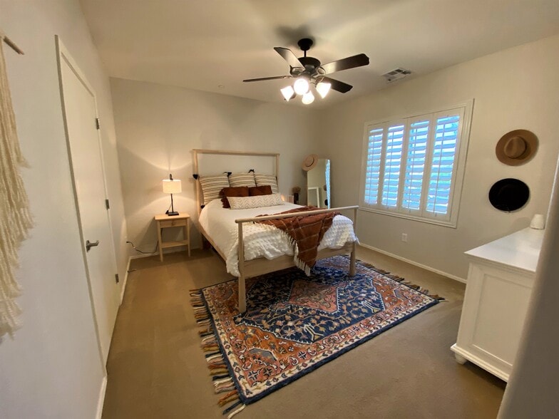 Building Photo - 4685 Apulia Dr