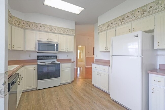 Building Photo - 21701 Queen Mary Ct