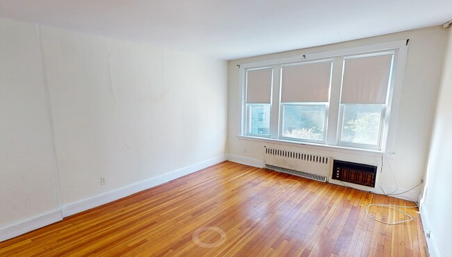 Building Photo - 31 Lancaster Terrace
