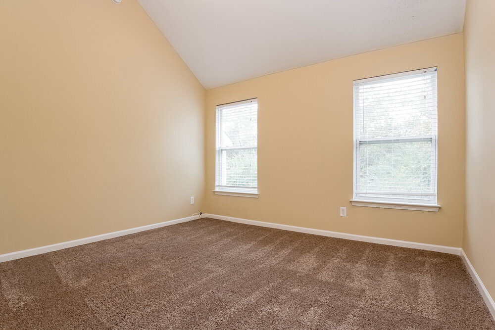 Building Photo - 3747 Rosebud Park Dr