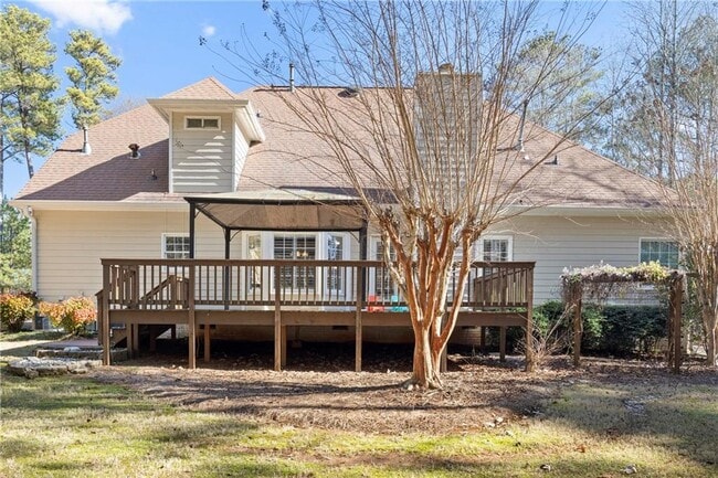 Building Photo - 165 Redspire Ln