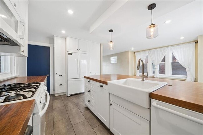 Building Photo - 1405 Morningside Ave