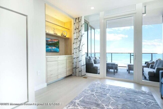 Building Photo - 1101 Ocean Ave N