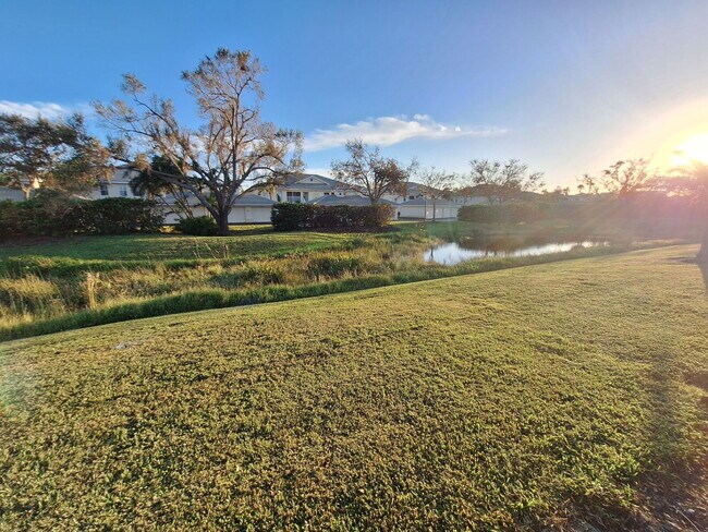 Building Photo - Lovely Villa in Gated Community in Venice