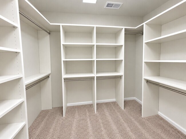 Building Photo - 515 Catalina Grande Dr