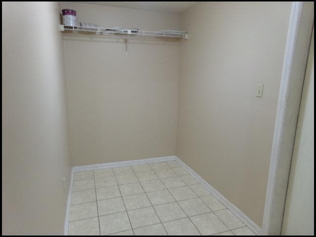 Building Photo - 39 Oak Forest Loop