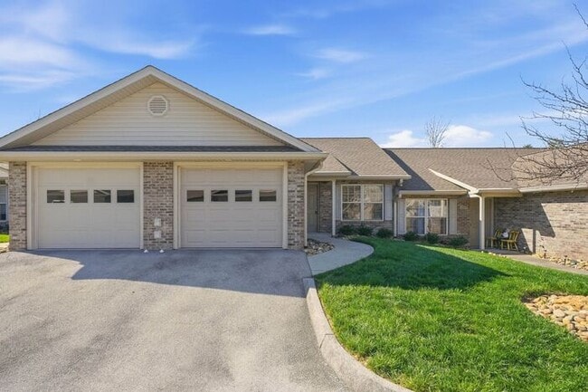Building Photo - Single-Level Apartment Homes with Attached Private Garages – No Upstairs Neighbors