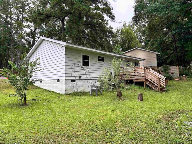Building Photo - 112 Riverview Ct