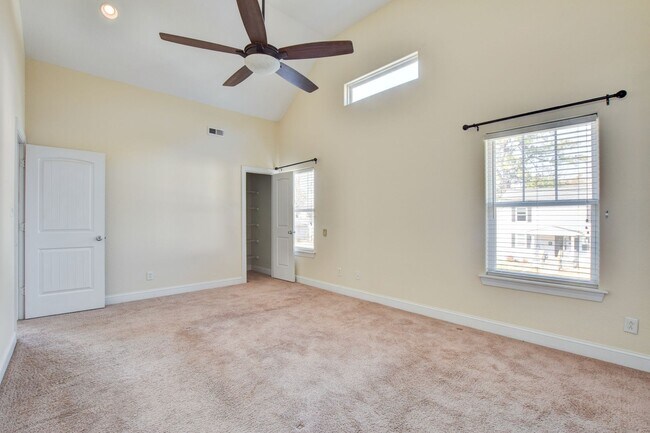 Building Photo - 4923 Krick St