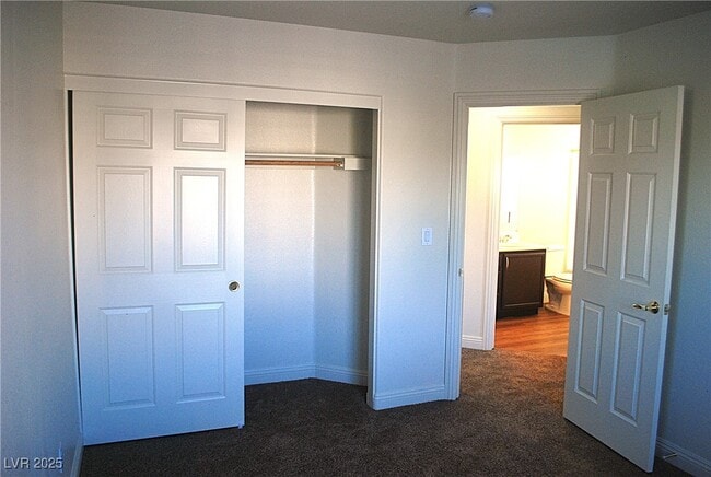 Building Photo - 10031 Cranbrook Falls Ct