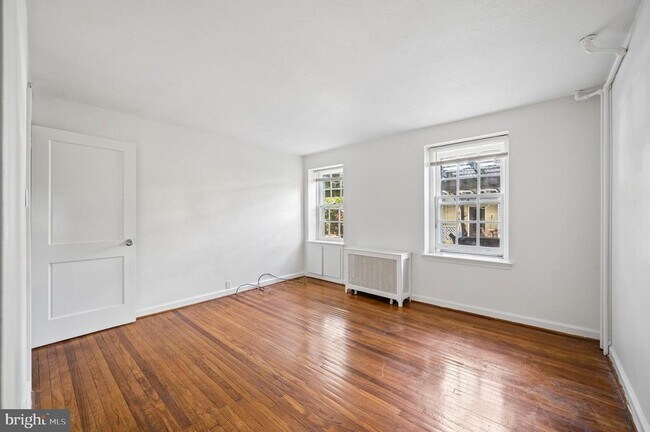 Building Photo - 184 E Willow Grove Ave