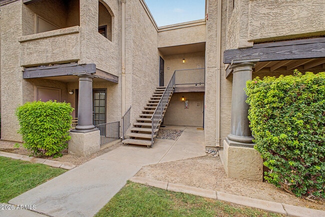 Building Photo - 5995 N 78th St