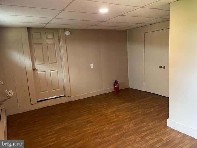 Building Photo - 5646 Merry Oaks Rd