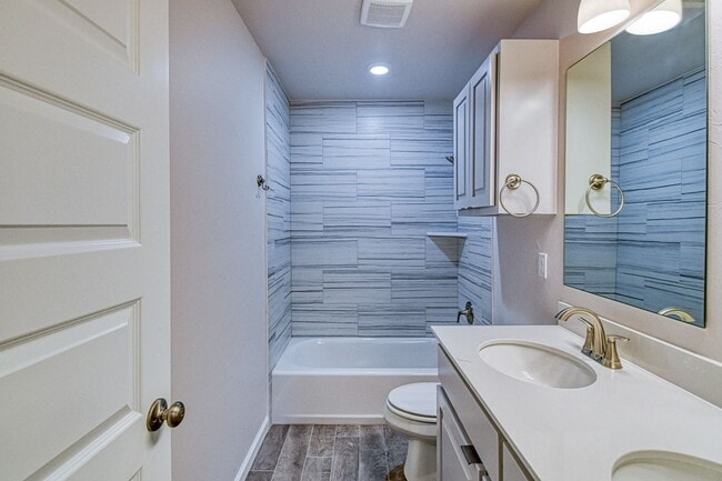 Building Photo - Brand New Construction!  Lawn care included!