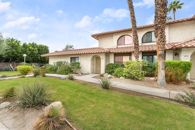 Building Photo - 2074 N Mira Vista Way