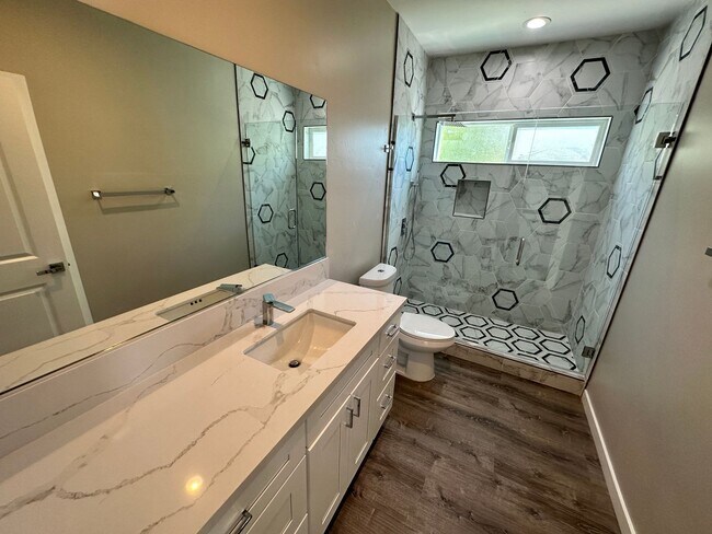 Building Photo - NEW Build 2023!! 4BD/2BA (Lease out, pending signatures. Check back in a few days!)