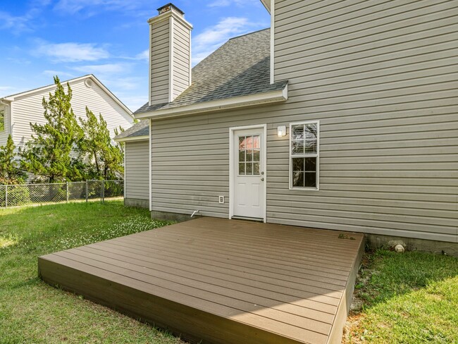 Building Photo - Aragona Village