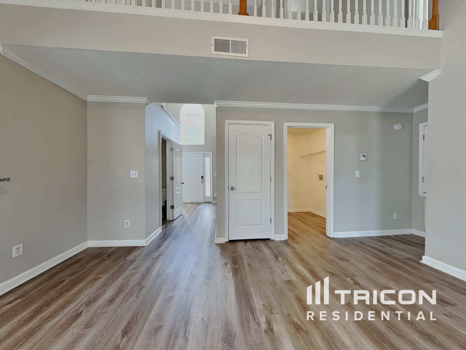 Building Photo - 130 Kyle Way