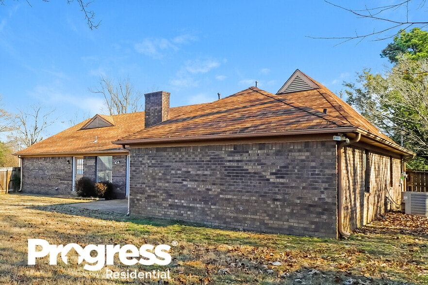 Building Photo - 2777 Kate Bond Rd