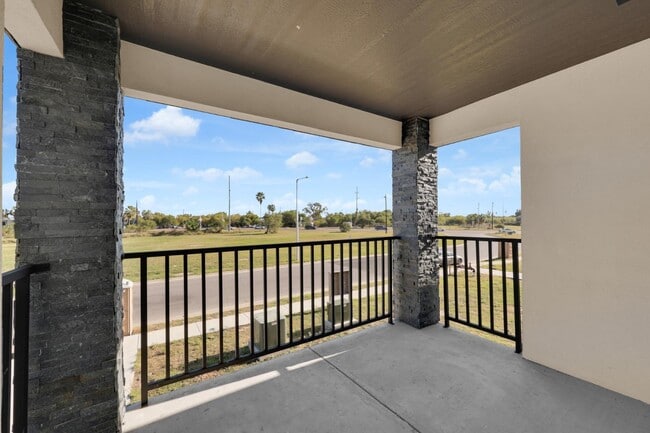 Building Photo - 2515 Gamez Dr