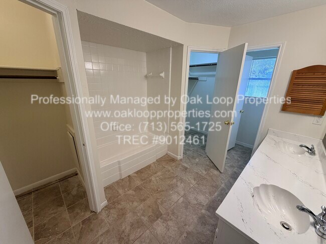 Building Photo - 1367 Gentle Bend Dr