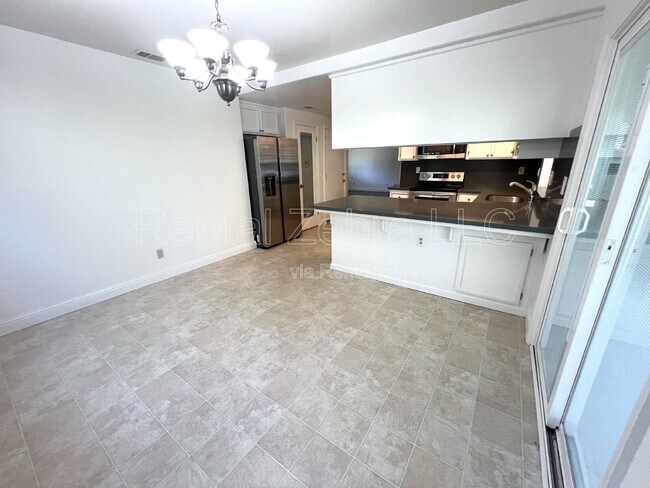 Building Photo - 2125 Northridge Dr