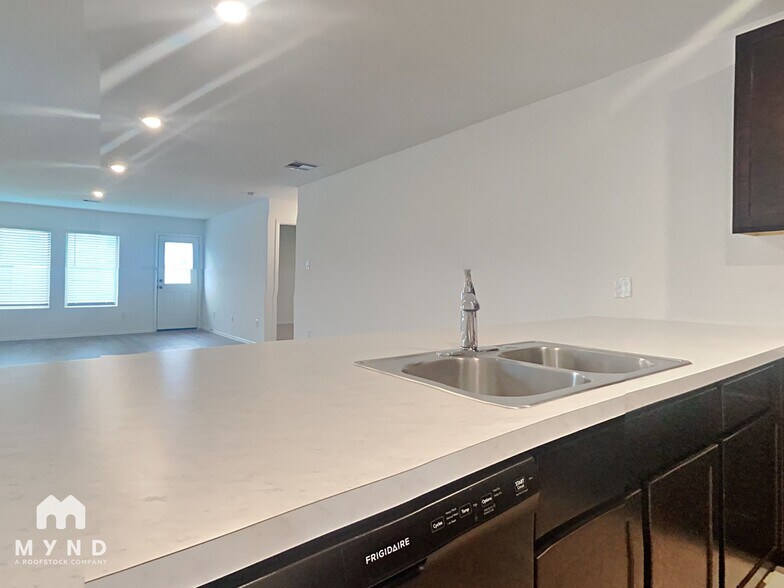 Building Photo - 26815 Wilderye Cv Ln