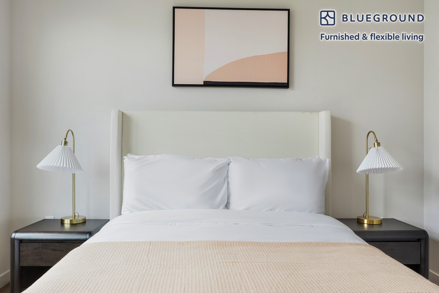 Building Photo - 2333 Calle Del Mundo