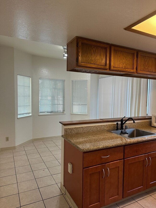 Building Photo - 3501 Richmond Blvd