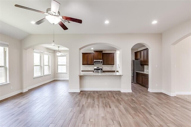 Building Photo - 3625 Lunet Ring Way