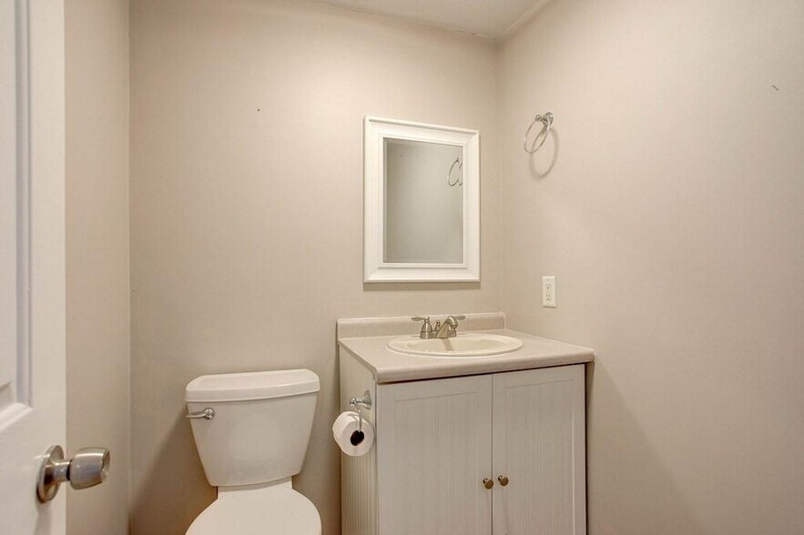 1st floor half bath - 16 Knoll Rd