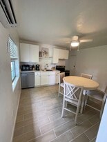 Building Photo - 104 W Osceola Ln