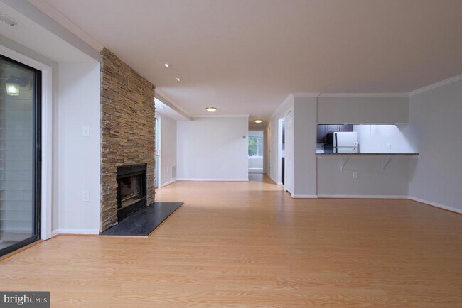 Building Photo - 1109 Castle Harbor Way