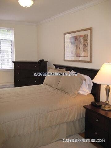 Building Photo - 60 Brattle St