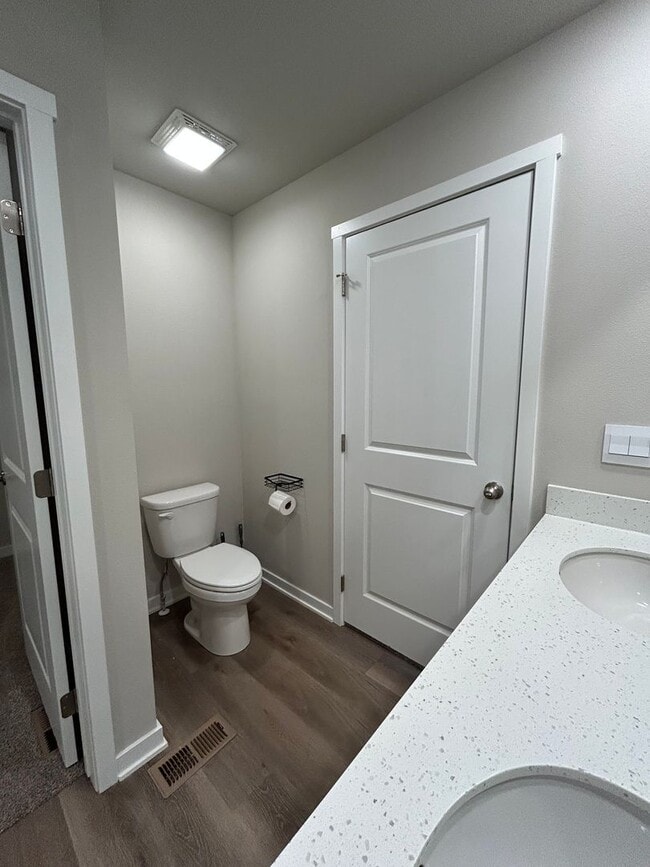 Building Photo - Your Dream Home Awaits in Gretna, NE!