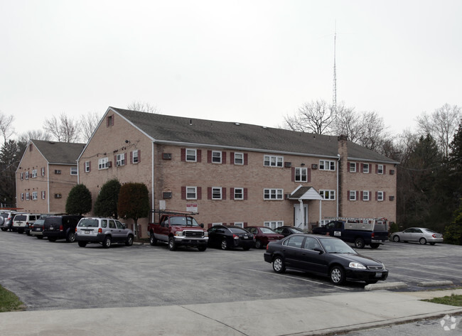 Primary Photo - West Chester Apartments