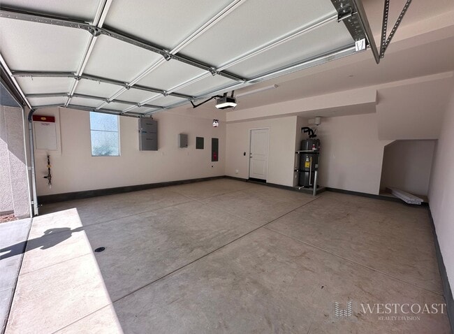 Building Photo - 5954 Catskills Ct