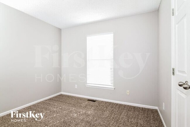 Building Photo - 406 Crystal Ct