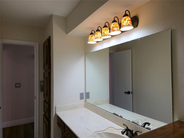 Building Photo - 2021 Aliso Rd